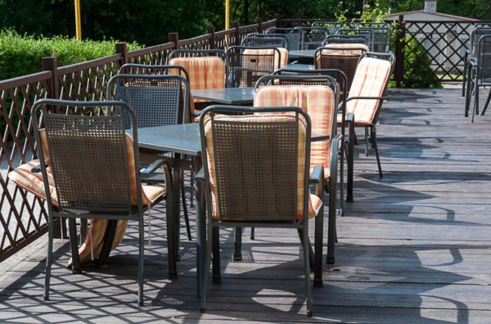 Hotel Radejov Knezdub Екстер'єр фото