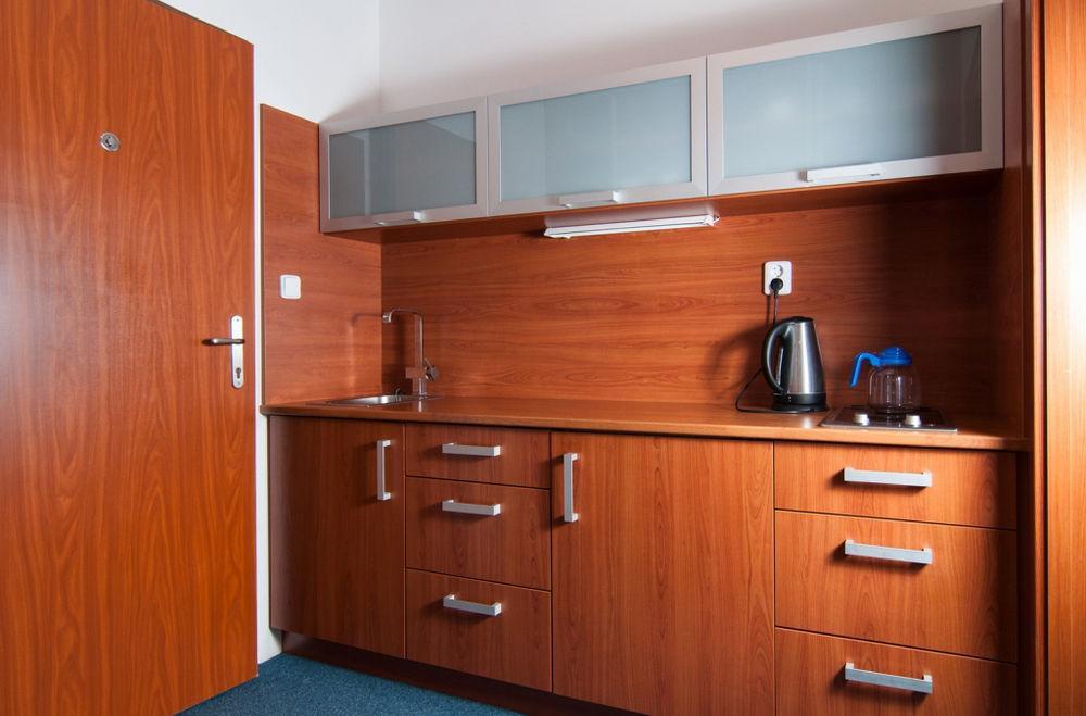 Hotel Radejov Knezdub Екстер'єр фото