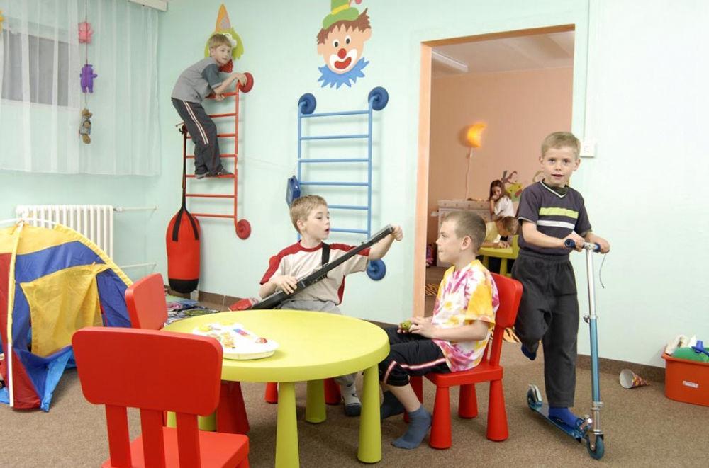 Hotel Radejov Knezdub Екстер'єр фото