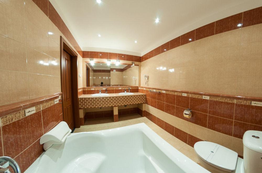 Hotel Radejov Knezdub Екстер'єр фото